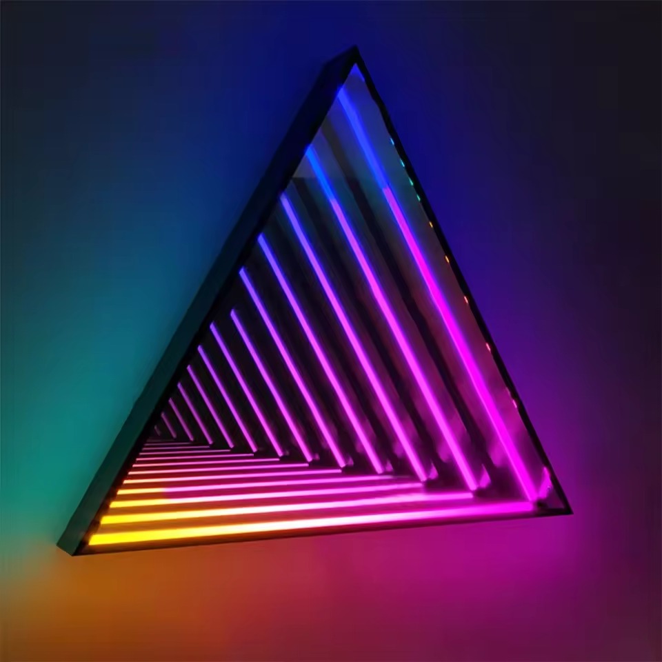 Infinity Prism™ Triangular